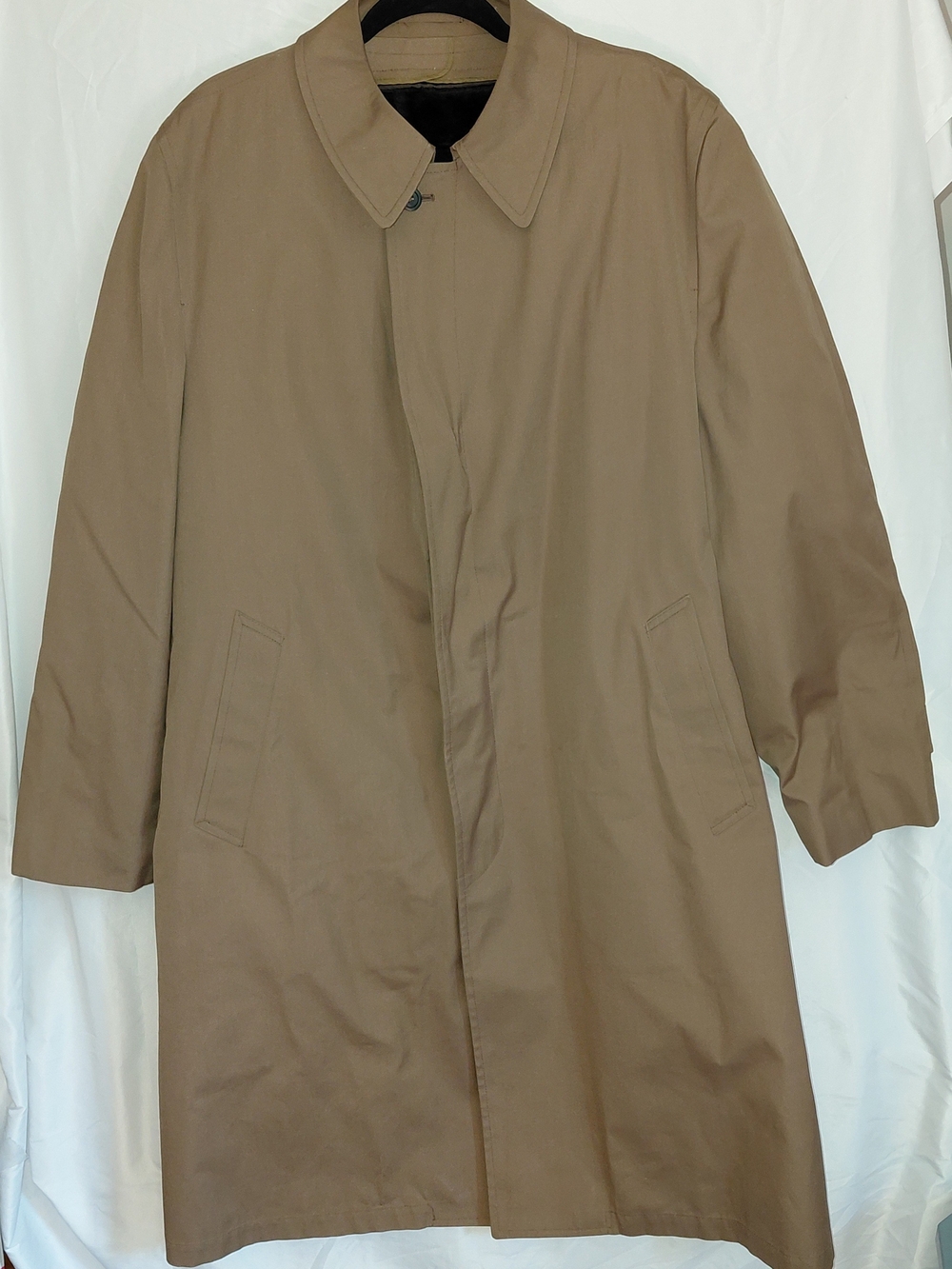 Vintage London Fog Men’s Tan Single-Breasted Trench Coat #2284